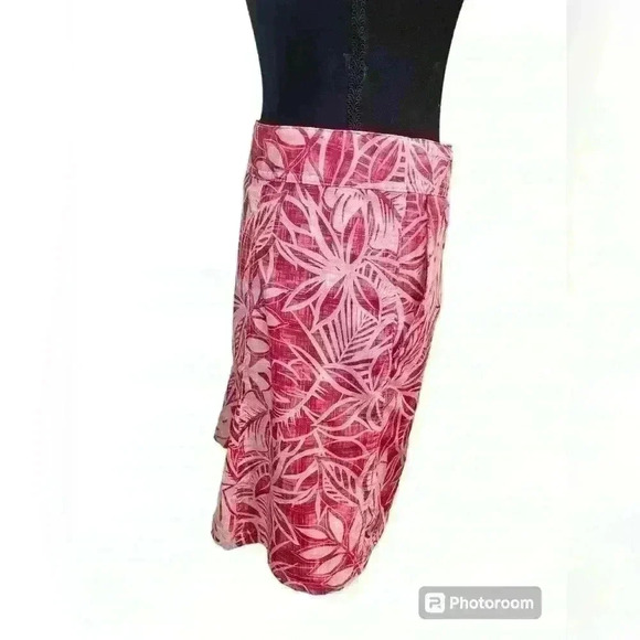 RIP SKIRT Hawaii Darling Red Floral Print True Wrap Mini Skirt - Picture 2 of 5